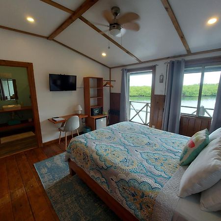 The Sunsetter Bed & Breakfast Bocas Town Kültér fotó